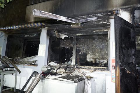 Vor zwei Jahren zerstörte ein Brand den Kiosk und die Gaststätte „Esskalation” am Roßdörfer Freibad. Der Verdacht fällt nun auf die ehemaligen Betreiber.