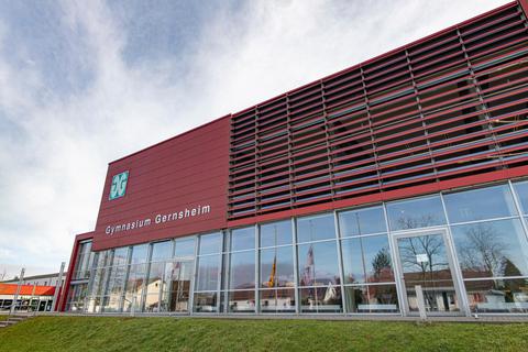 Ein Losverfahren beim Übergang von der 4. in die 5. Jahrgangsstufe (das Foto zeigt das Gernsheimer Gymnasium) soll künftig im Kreis Groß-Gerau verhindert werden.