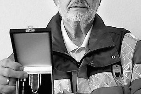 Hans Steinmetz ist im Alter von 77 Jahren gestorben. Im vergangenen Jahr wurde er mit dem Bundesverdienstkreuz geehrt. Archivfoto: Karl-Heinz Bärtl