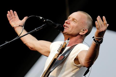 Sting holte in Mainz sein eigentlich für 2020 geplantes Konzert nach. Foto: Sascha Kopp