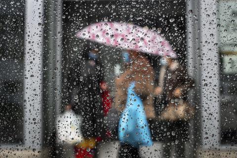 Es wird wieder regnerisch. Foto: dpa