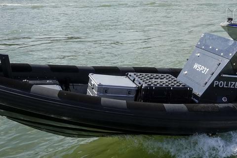 Ein herrenloses Schlauchboot hat die Wasserschutzpolizei auf den Plan gerufen. Symbolfoto: Sascha Kopp