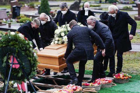 Die Beerdigung von Fußball-Idol Horst Eckel vor zwei Monaten. Archivfoto: dpa