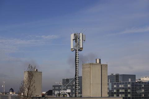 Darmstadt wird Telekom-Pilotregion für 5G, Darmstadt, Telekom, 06.02.2019, Telekom-City, 5G-Antenne, Walter Goldenitz (Technikchef Telekom Deutschland). Foto: Andreas Kelm