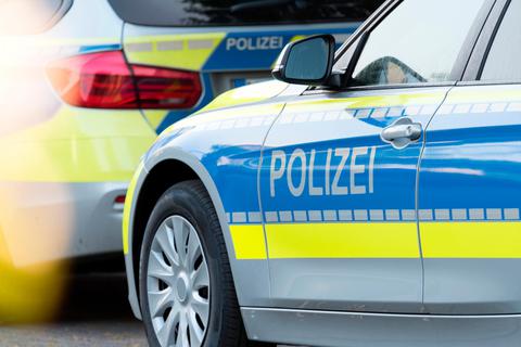Unter anderem Rauschgift haben Polizeibeamte in Hoch-Weisel bei einer Wohnungsdurchsuchung sichergestellt. Symbolfoto: dpa 