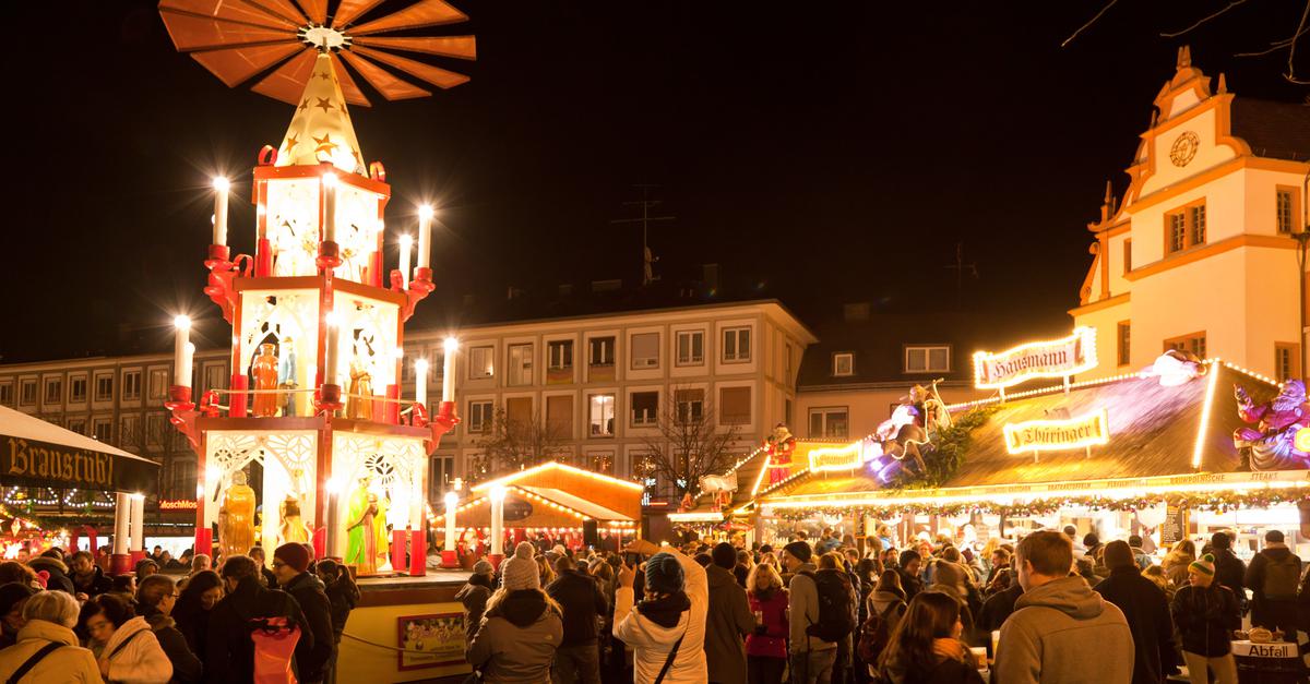 Trotz Corona - Erste Weihnachtsmärkte in Hessen öffnen