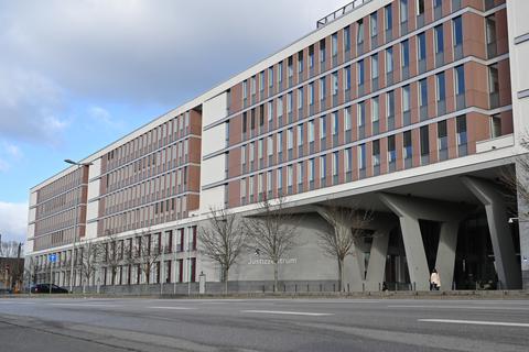 Das Amtsgericht Wiesbaden in der Mainzer Straße. Archivfoto: Volker Watschounek