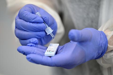 Eine Probe für einen Corona-Schnelltest.  Symbolfoto: dpa