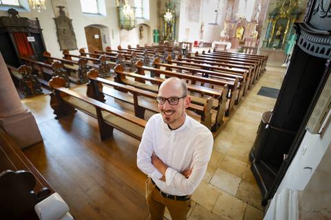 Christian Feuerstein ist katholischer Pfarrer in Ingelheim.     Foto: Sascha Kopp