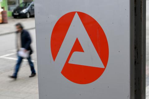 Ein Schild der Bundesagentur für Arbeit.  Symbolfoto: dpa
