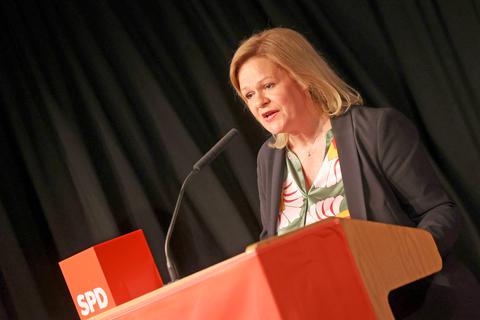 Nancy Faeser wurde als Landtagskandidatin im Wahlkreis Main-Taunus I nominiert.